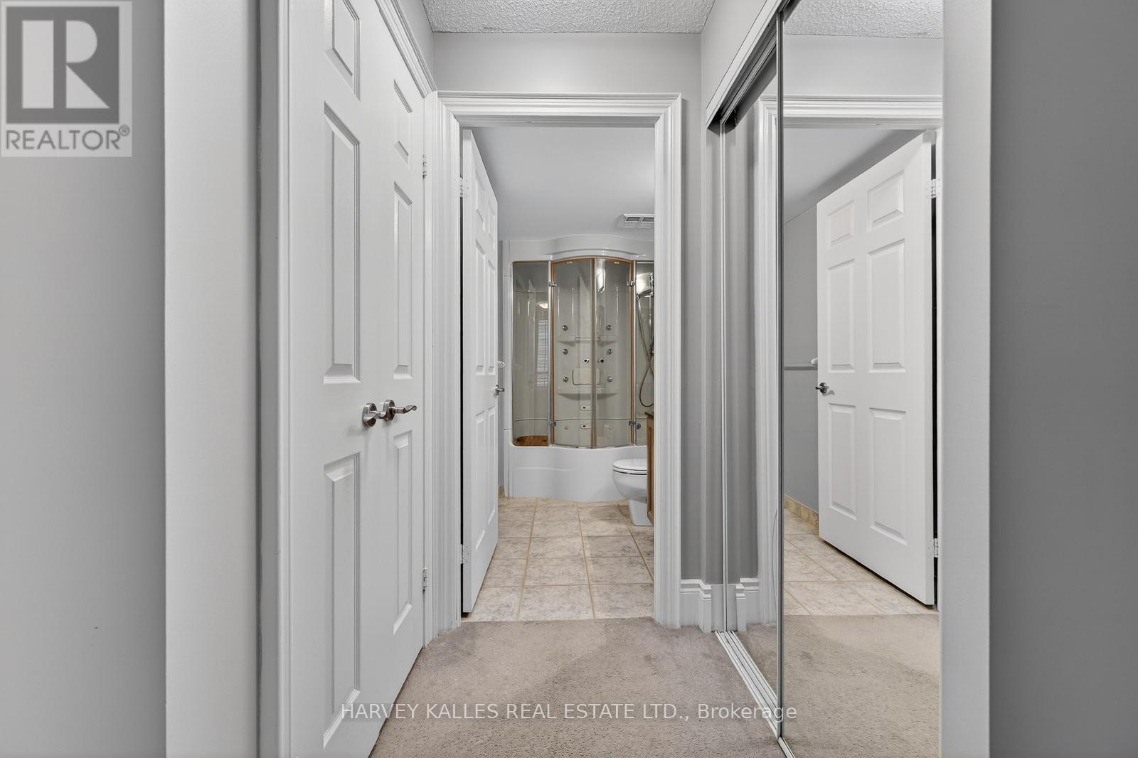 1203 - 123 EGLINTON AVENUE E