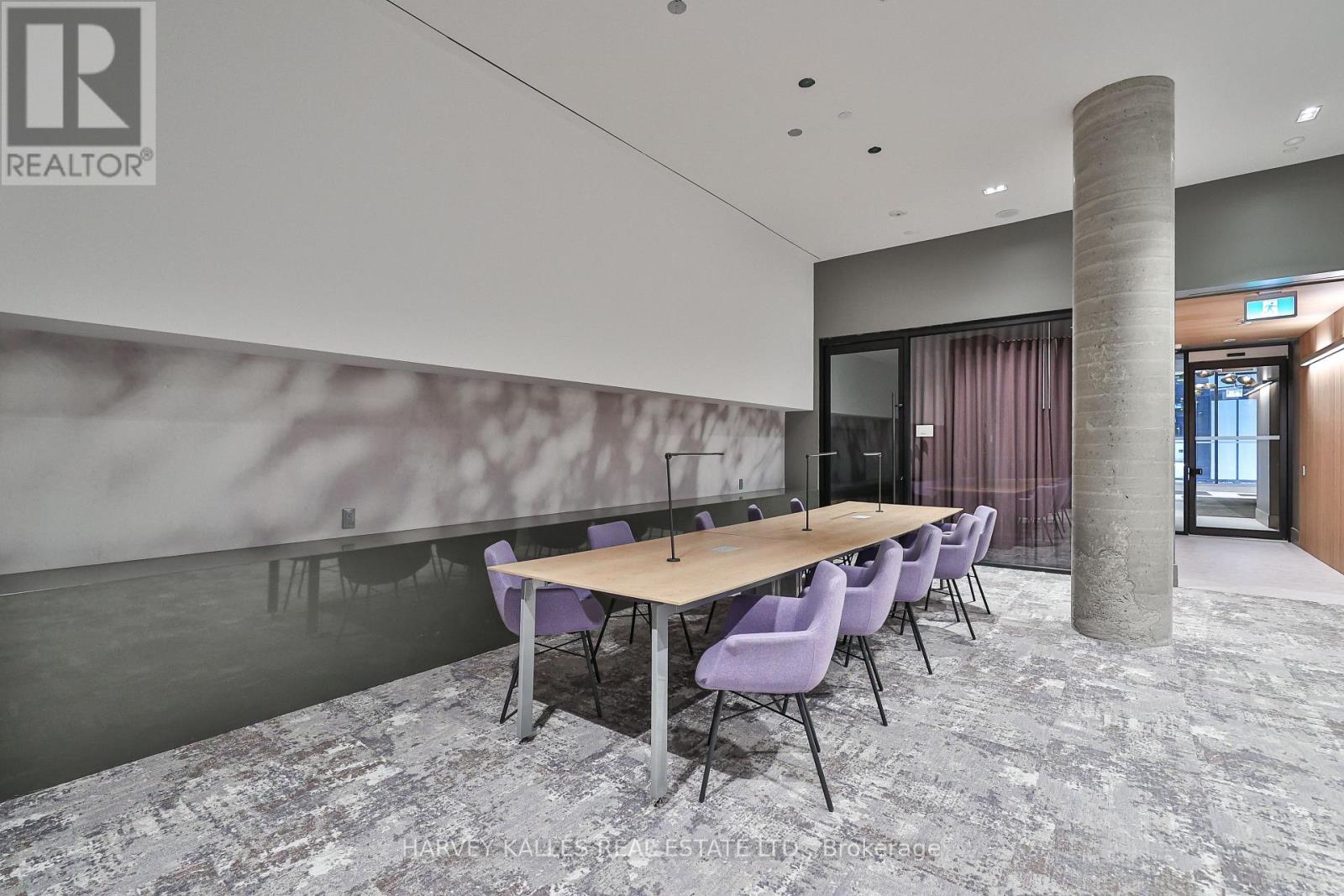 407 - 1720 BAYVIEW AVENUE