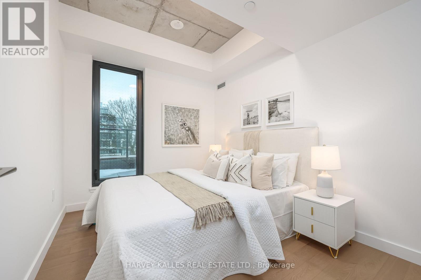 407 - 1720 BAYVIEW AVENUE