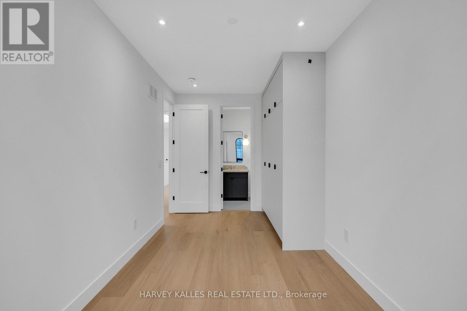 101 BRIAR HILL AVENUE