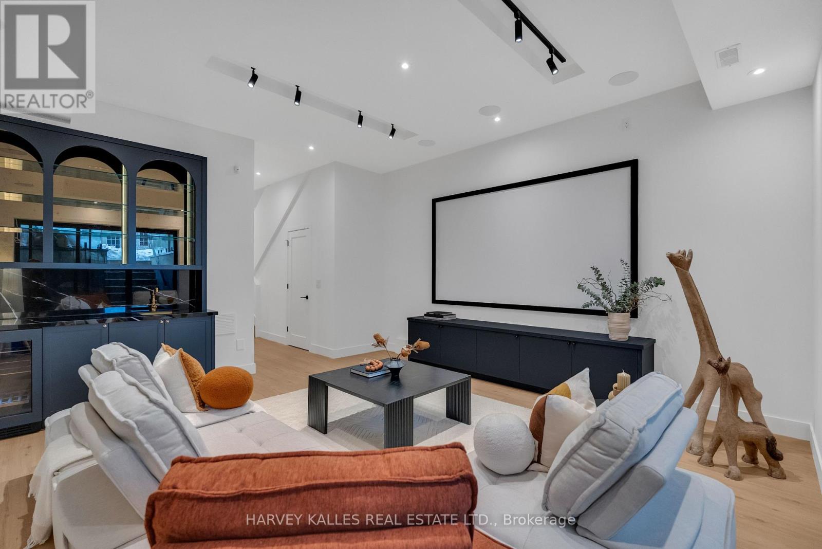 101 BRIAR HILL AVENUE