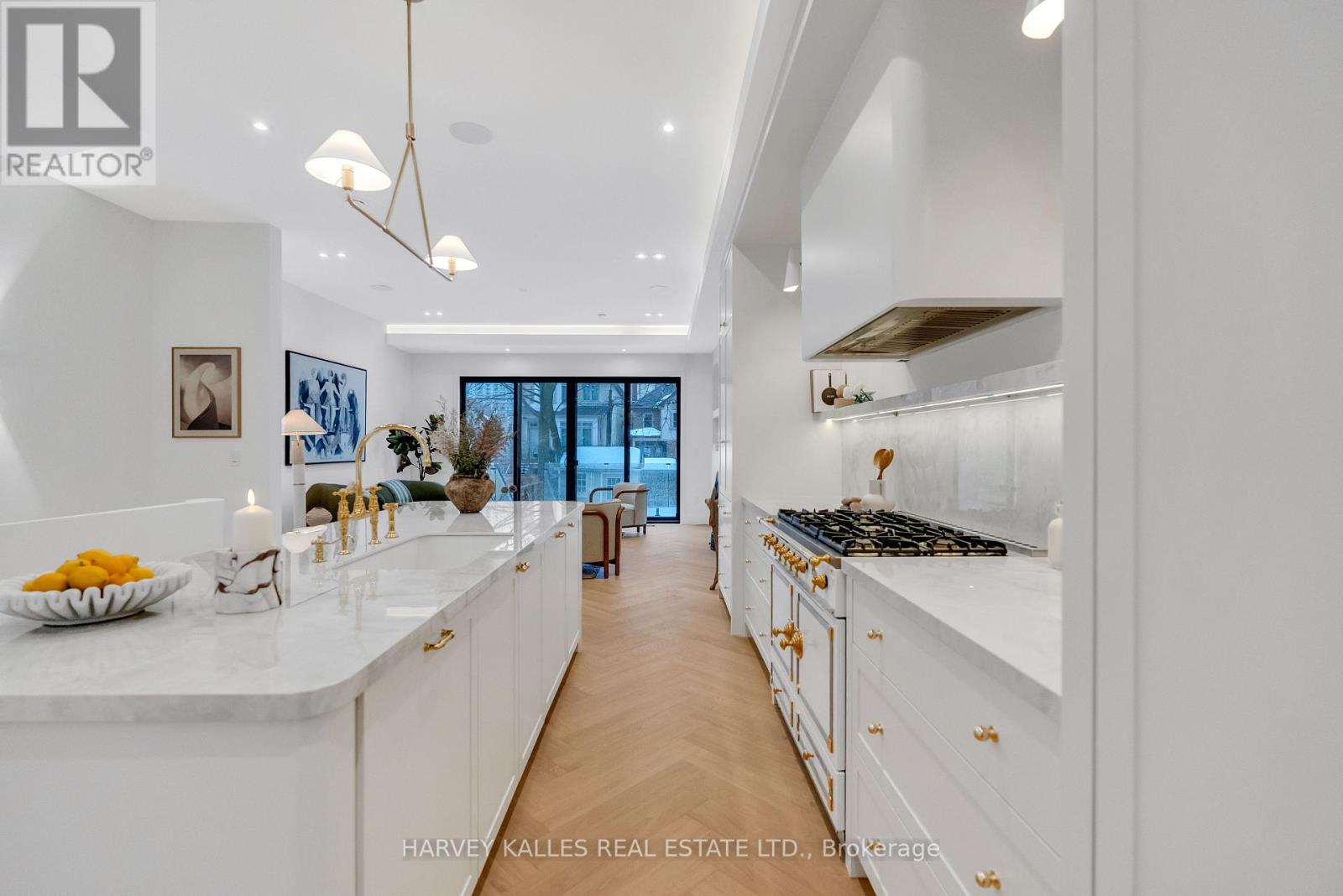 101 BRIAR HILL AVENUE