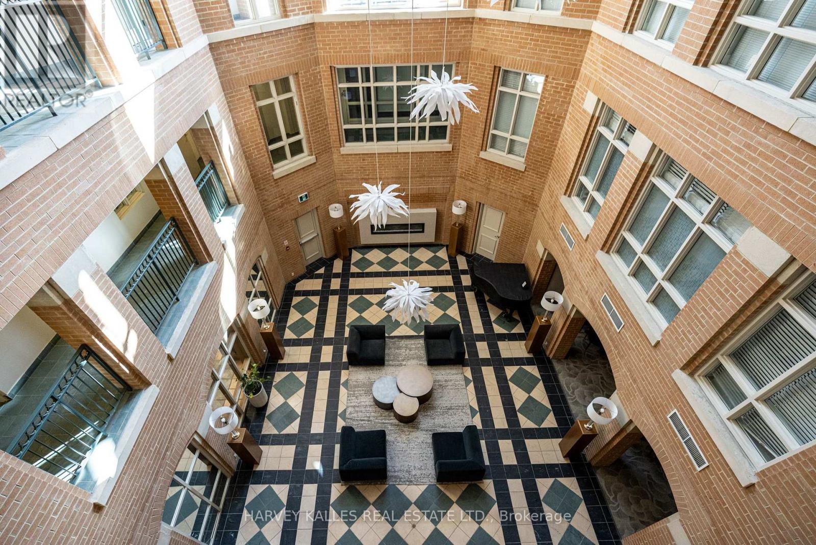 51 SHAFTESBURY AVENUE