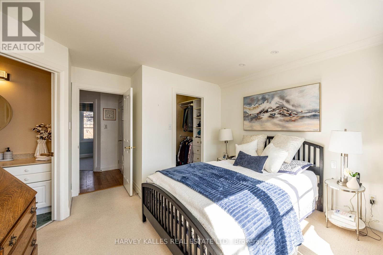 51 SHAFTESBURY AVENUE