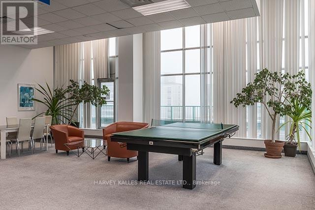 302 - 1901 YONGE STREET