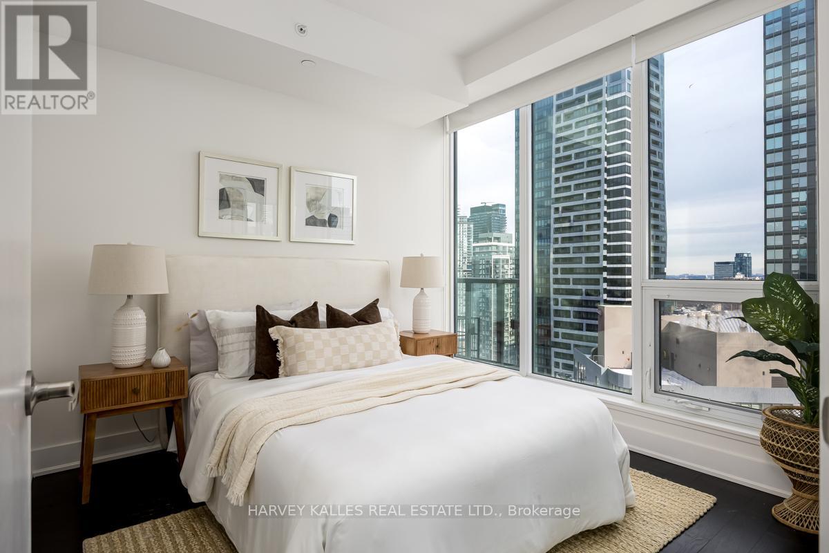 3104 - 955 BAY STREET