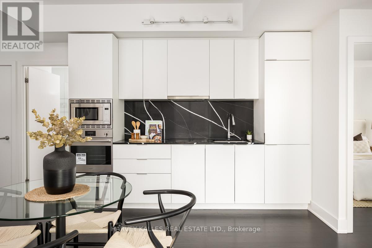 3104 - 955 BAY STREET