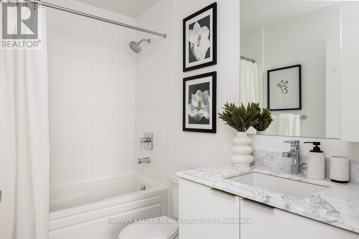 3104 - 955 BAY STREET