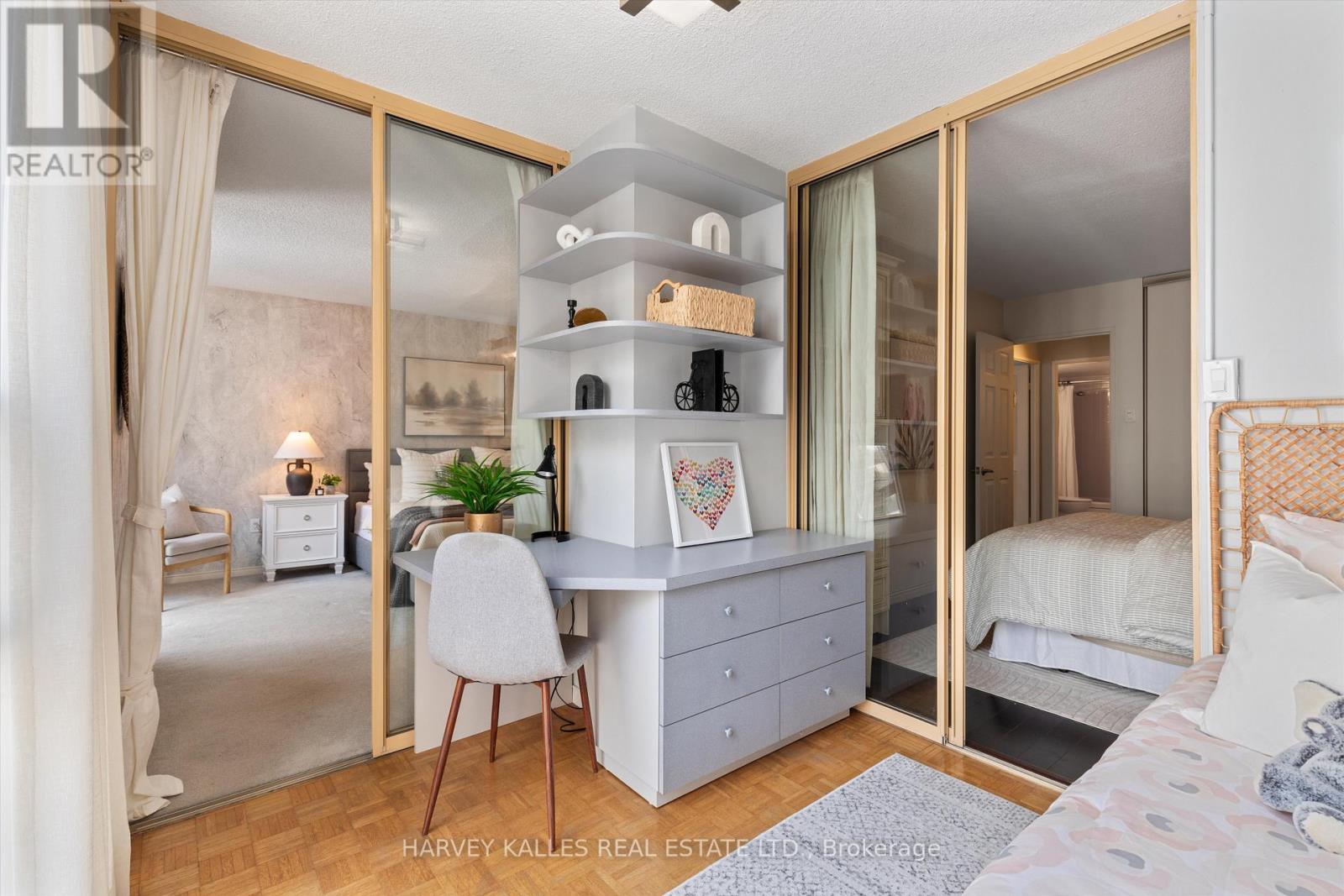 1205 - 131 BEECROFT ROAD