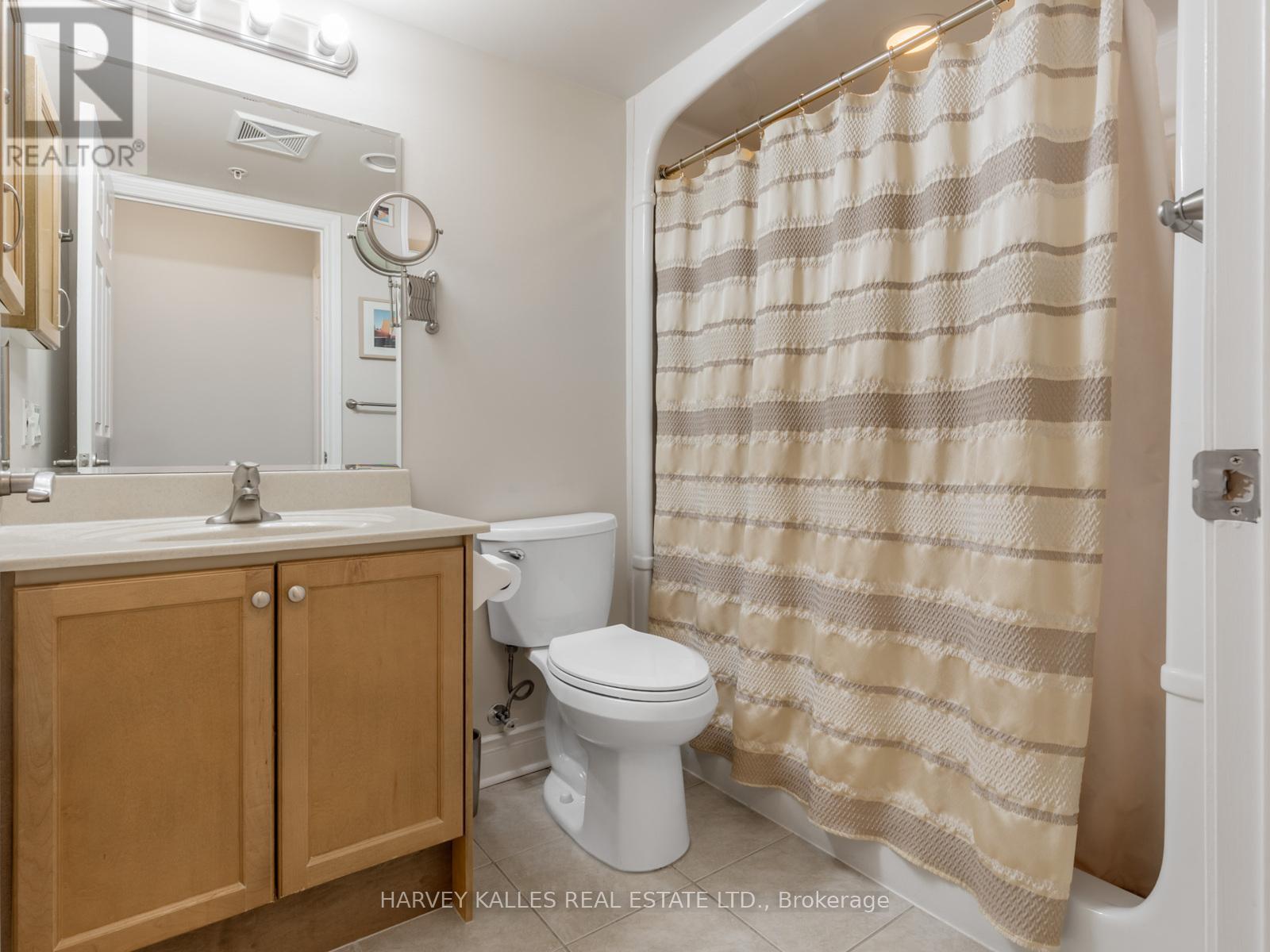402 - 12 REAN DRIVE