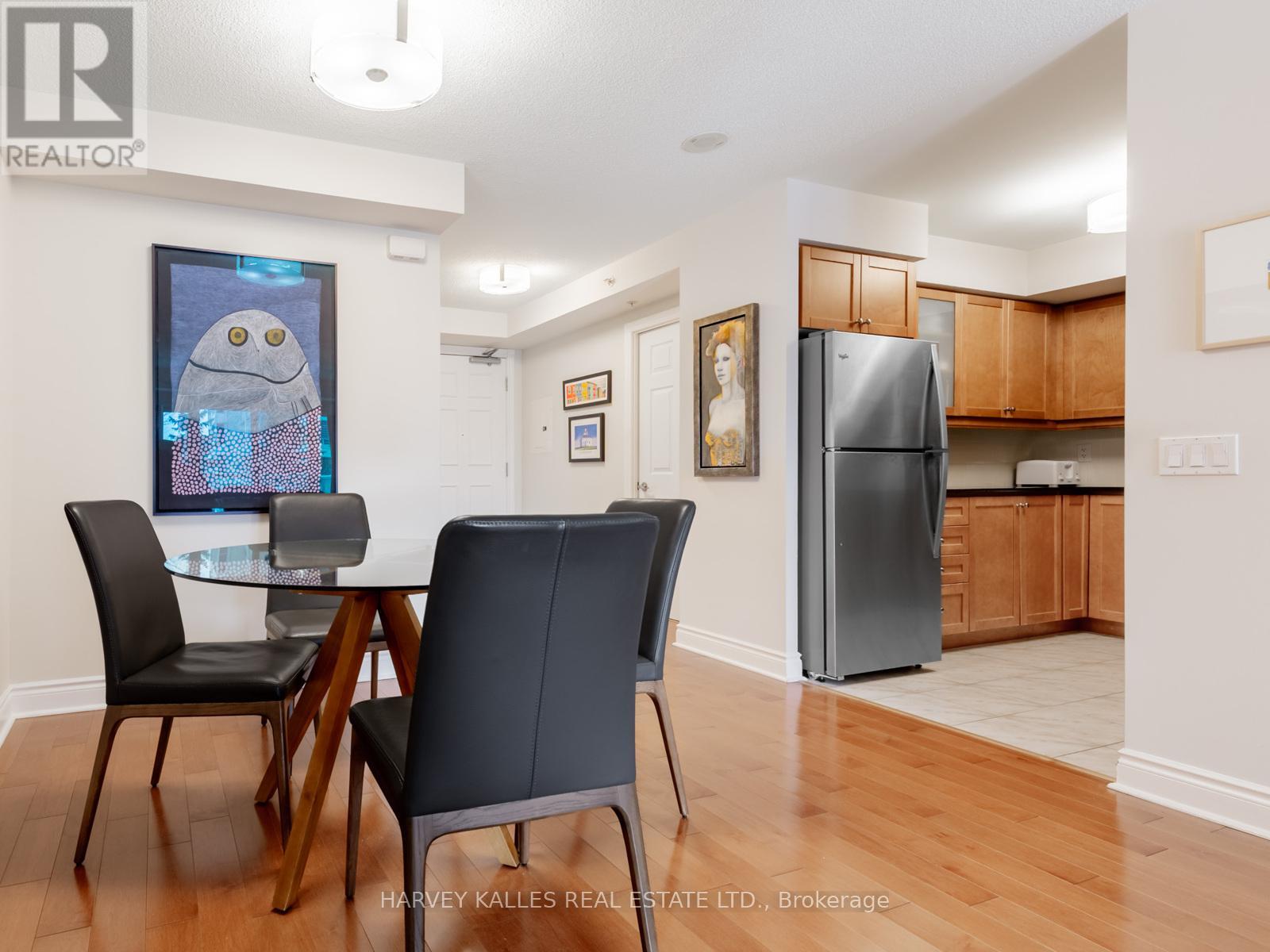 402 - 12 REAN DRIVE