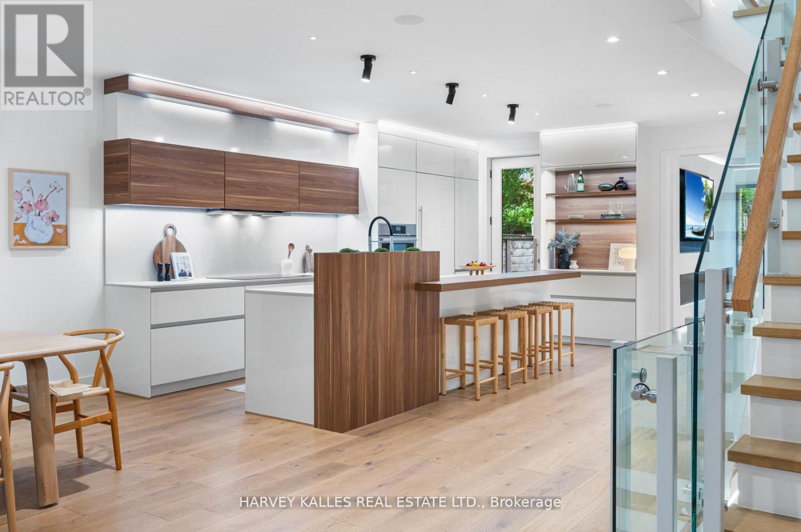 404 BRUNSWICK AVENUE