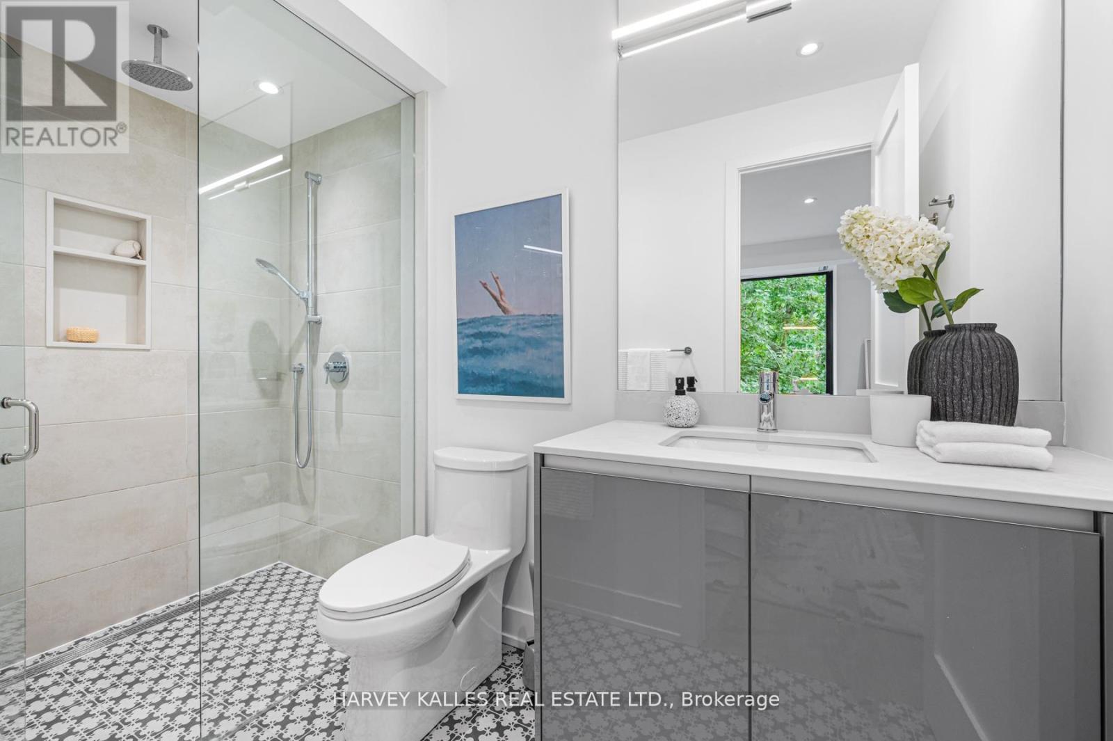 404 BRUNSWICK AVENUE