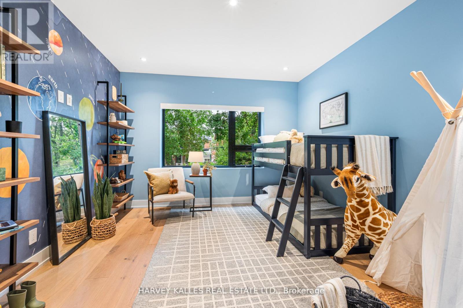 404 BRUNSWICK AVENUE