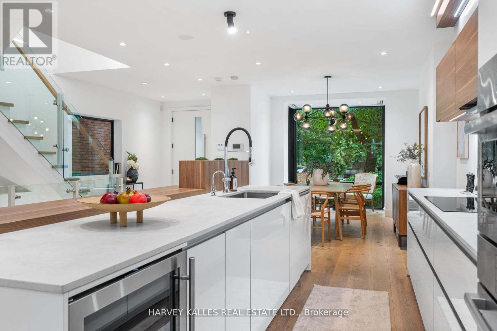 404 BRUNSWICK AVENUE