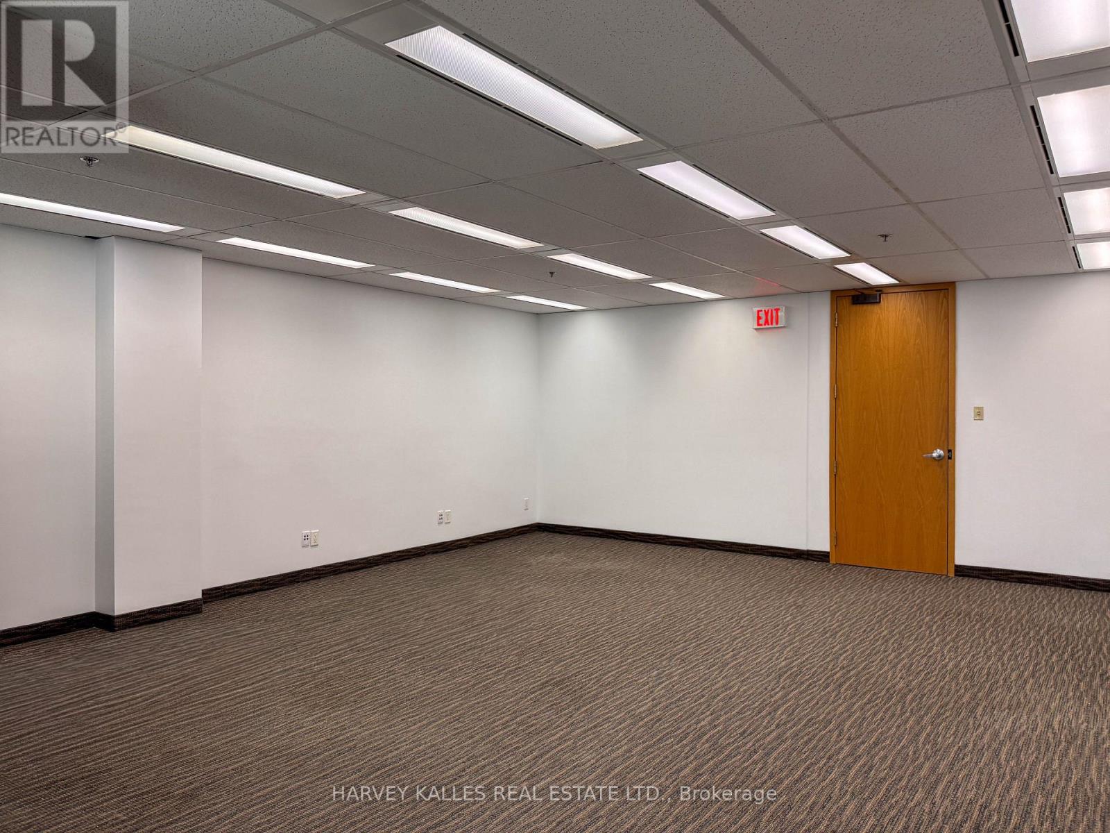 303 - 45 SHEPPARD AVENUE E