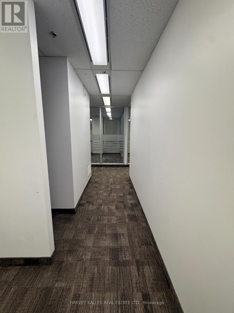 301 - 45 SHEPPARD AVENUE E