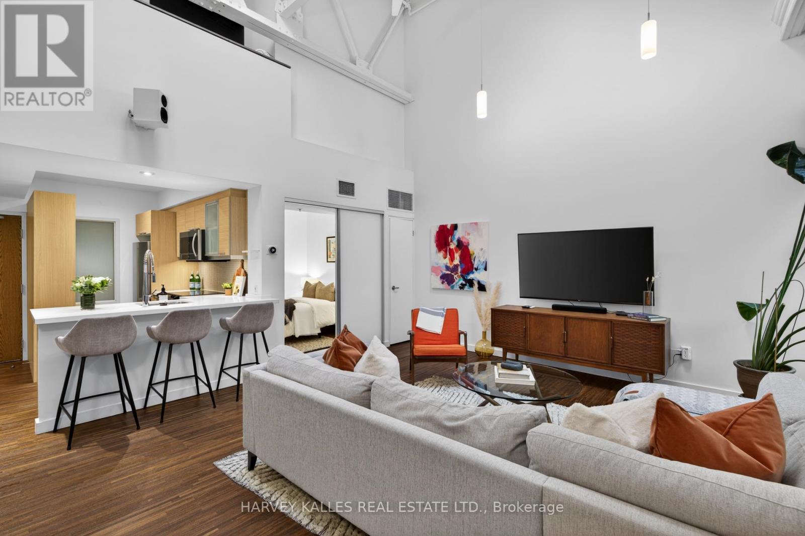 306 - 701 DOVERCOURT ROAD