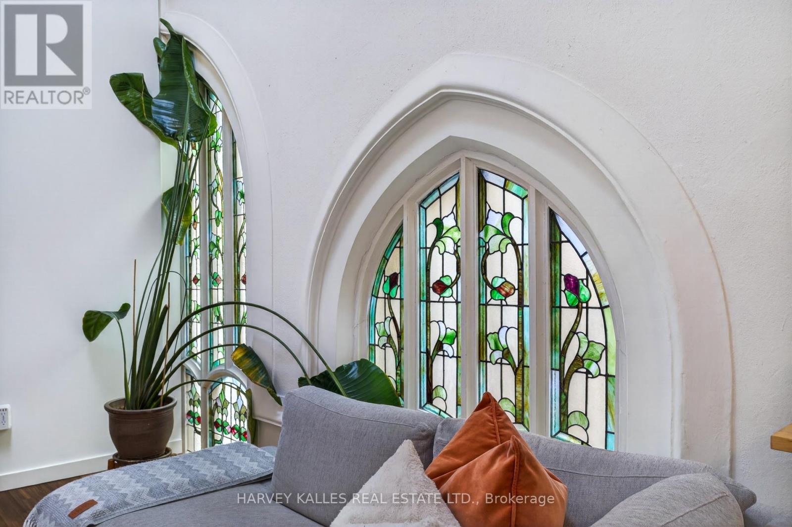 306 - 701 DOVERCOURT ROAD