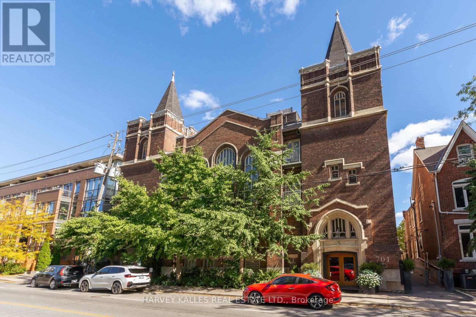 306 - 701 DOVERCOURT ROAD