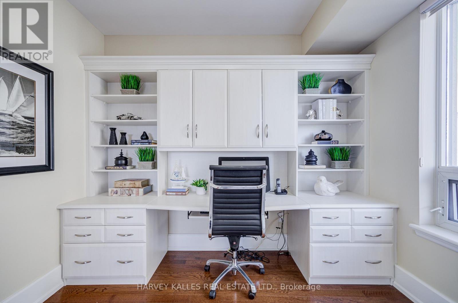 1602B - 660 SHEPPARD AVENUE E