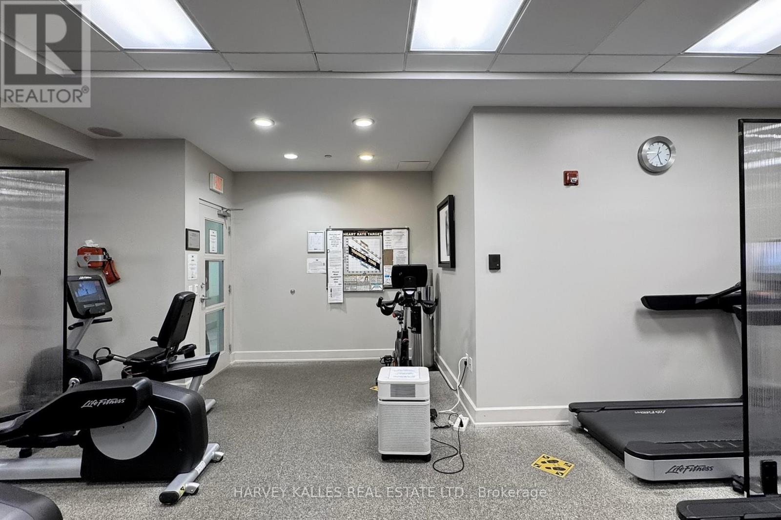 1602B - 660 SHEPPARD AVENUE E