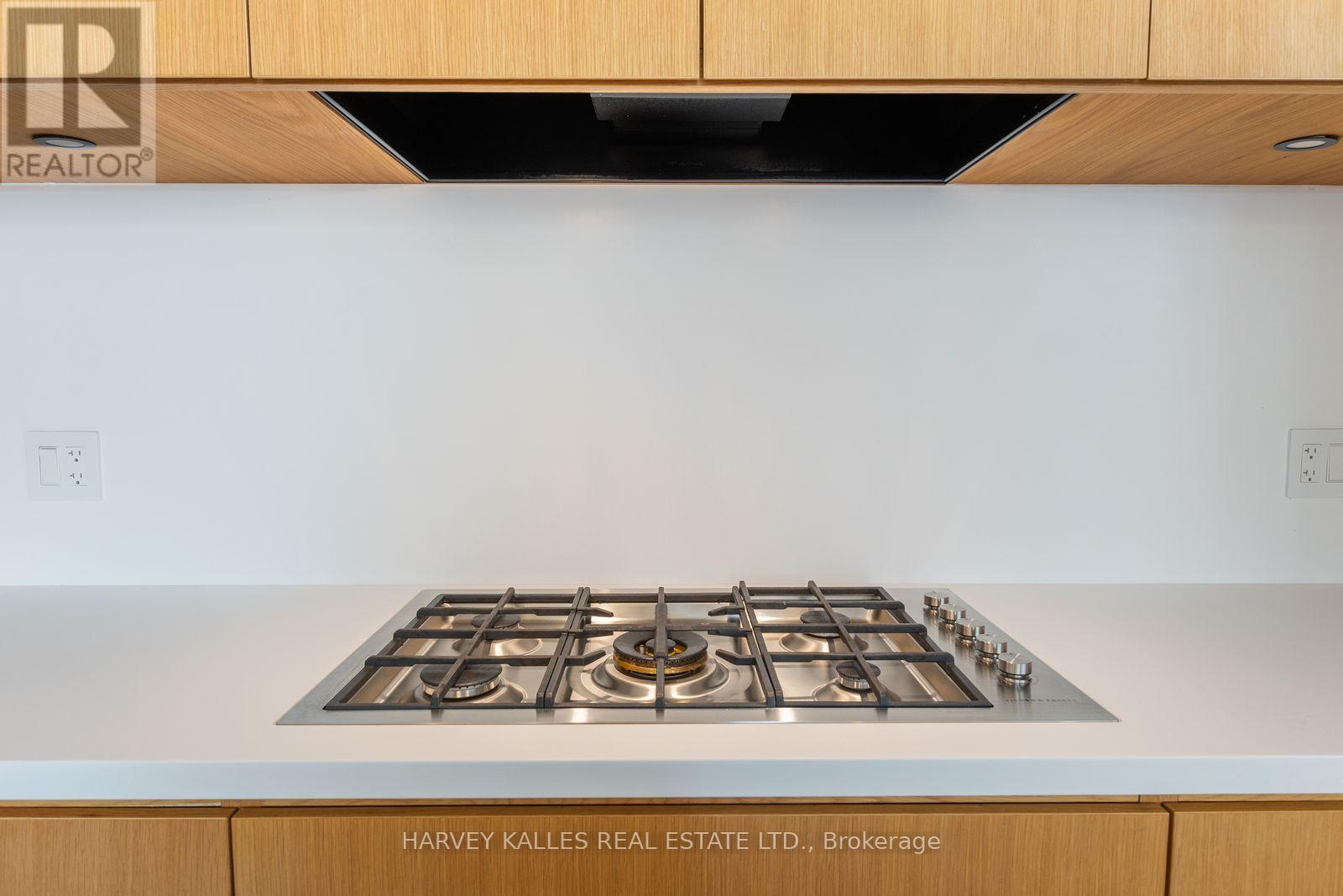 B - 34 COULSON AVENUE