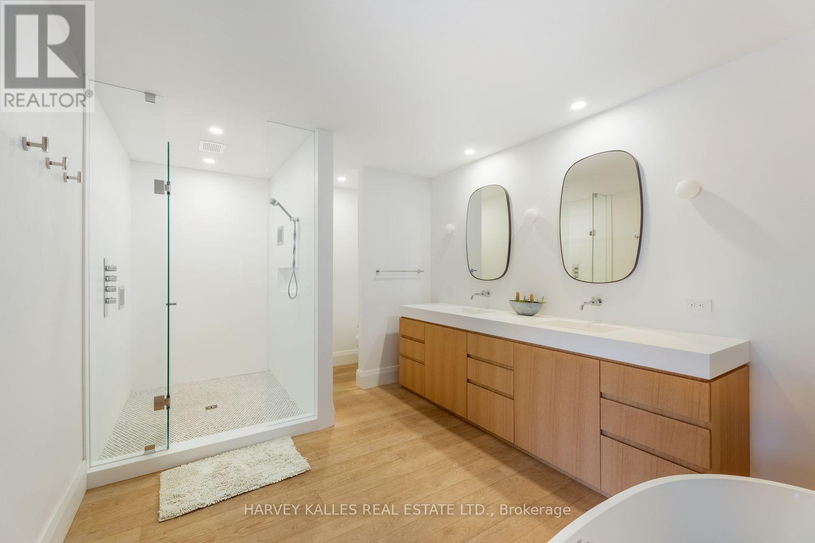 B - 34 COULSON AVENUE