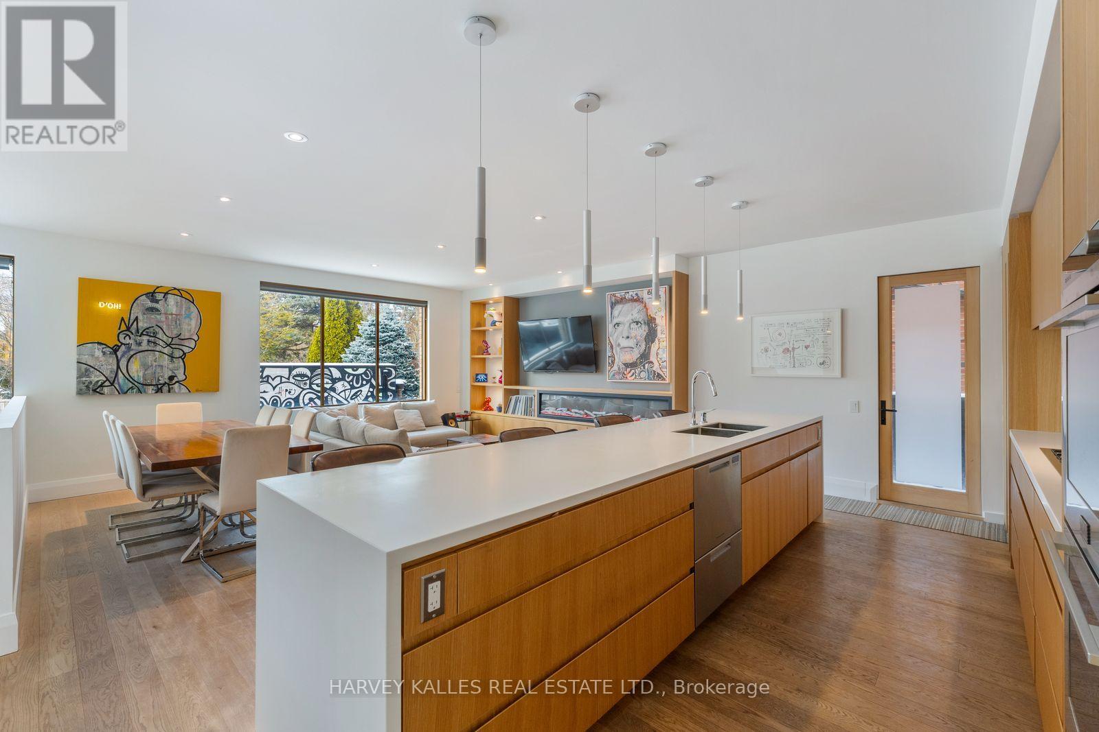 B - 34 COULSON AVENUE