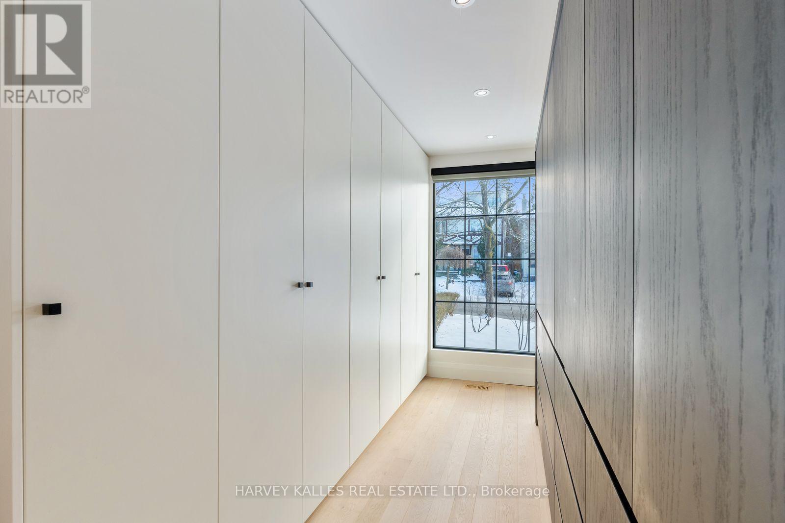 B - 34 COULSON AVENUE