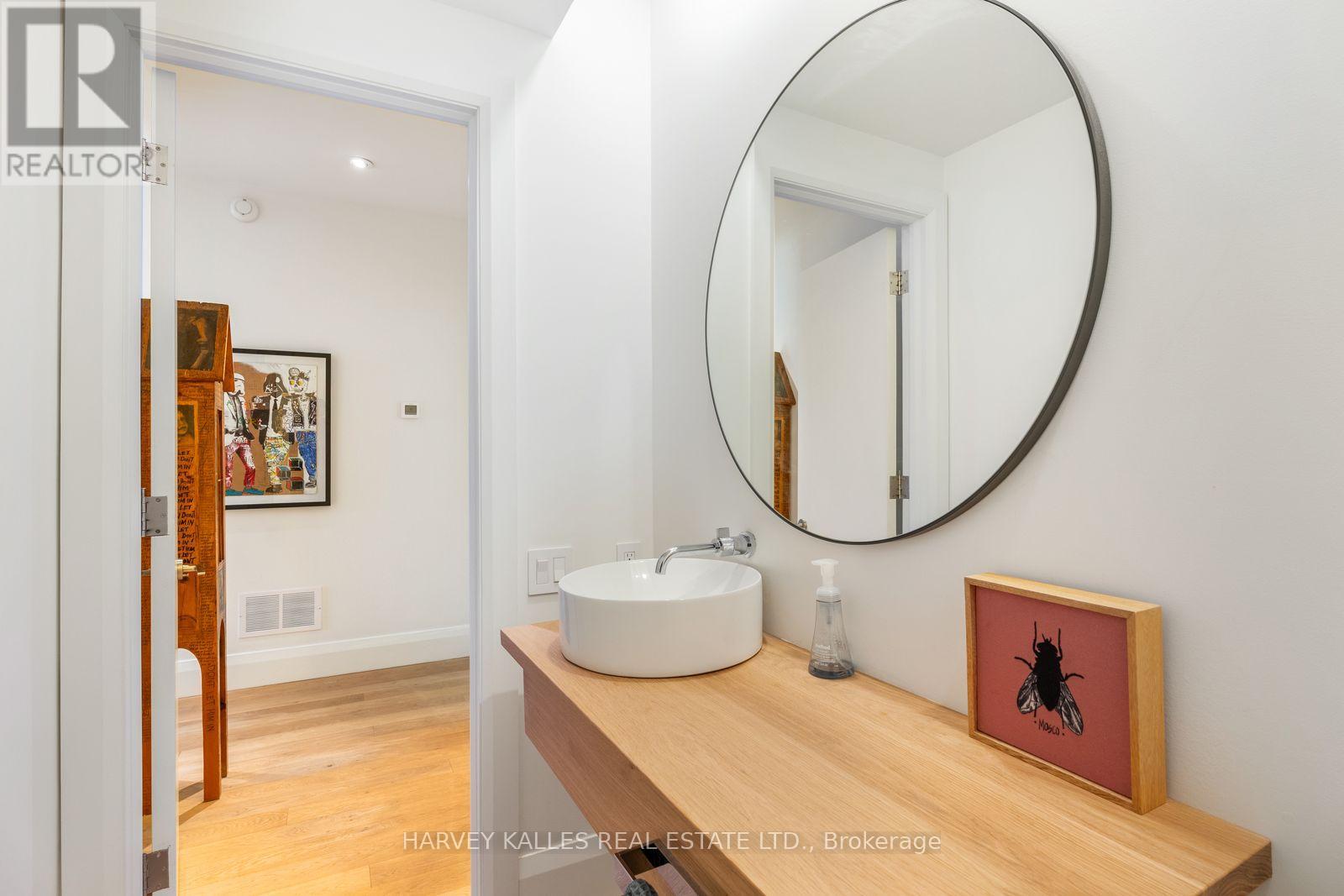 B - 34 COULSON AVENUE