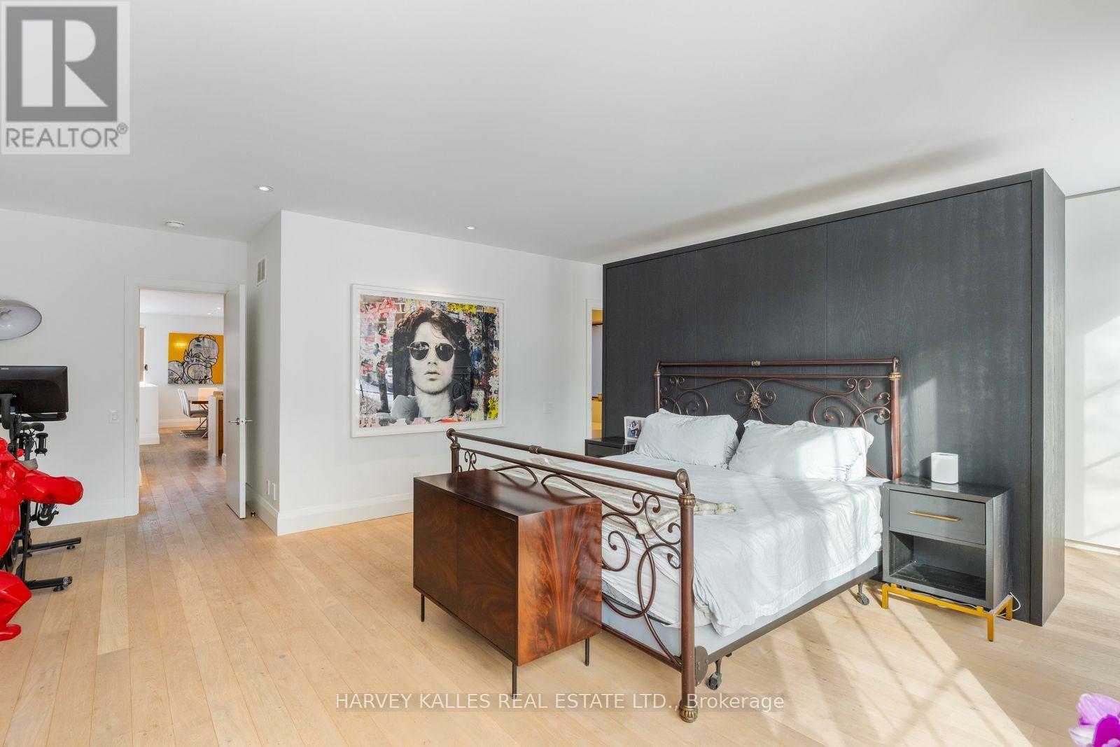 B - 34 COULSON AVENUE