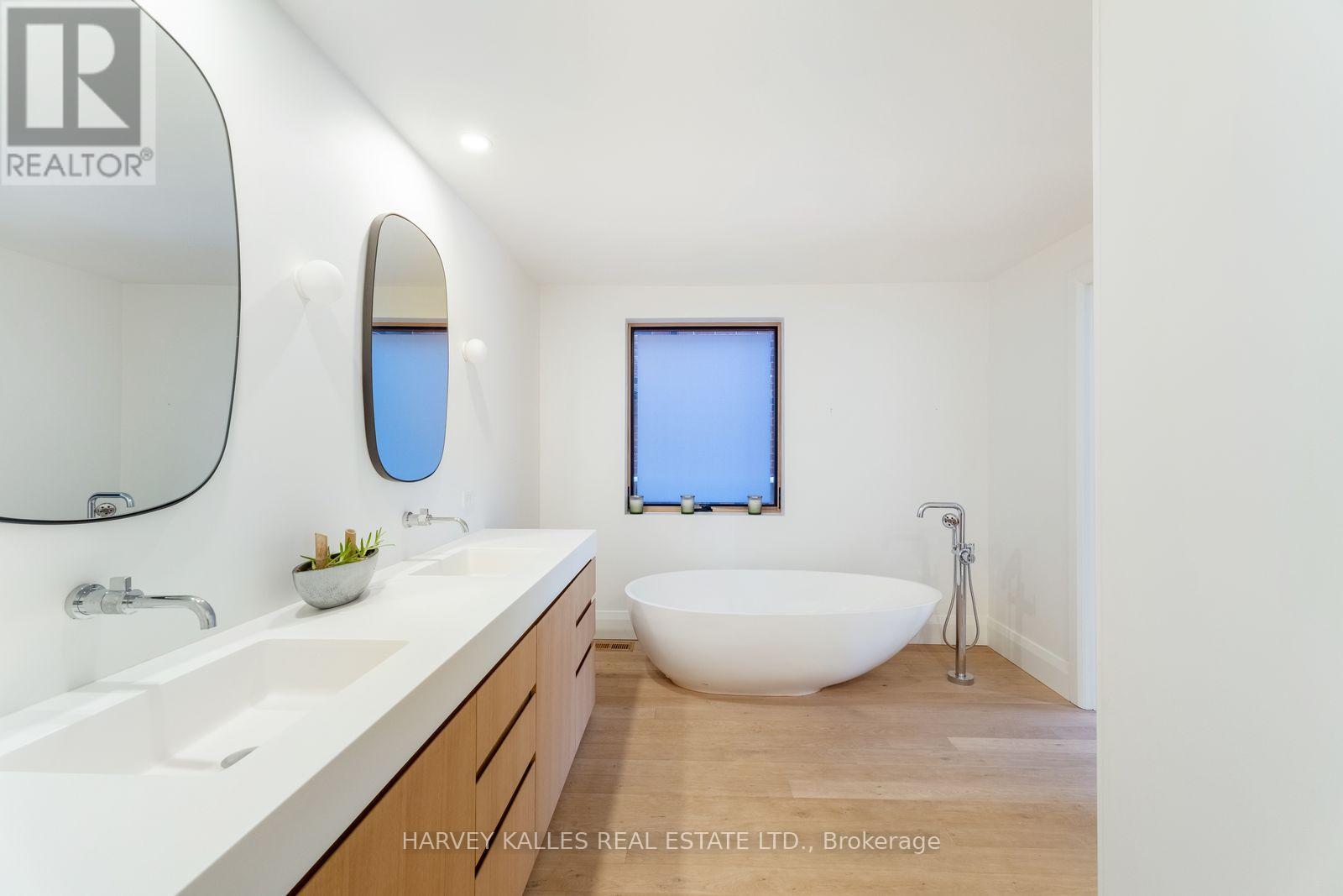 B - 34 COULSON AVENUE