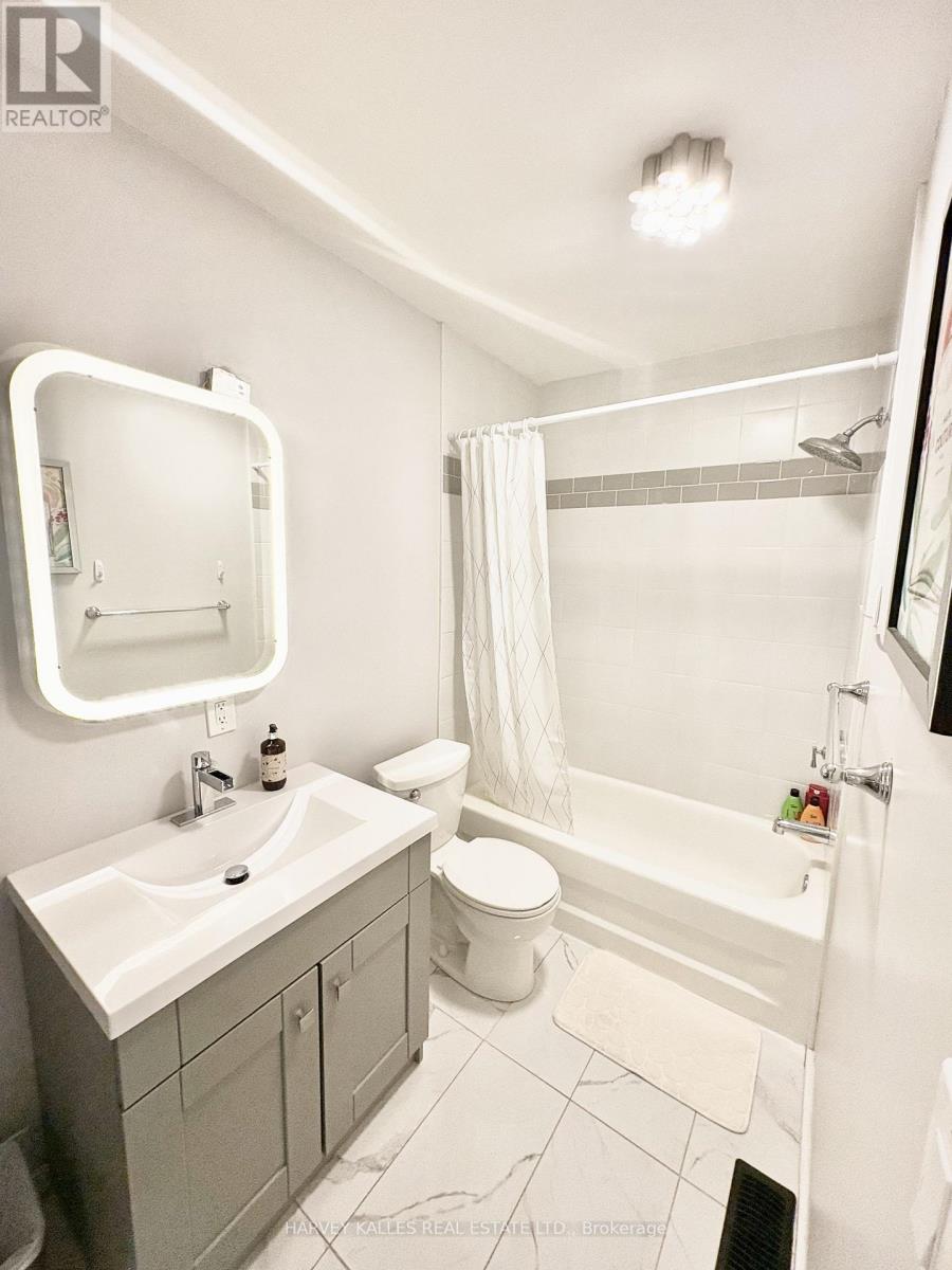 2 - 11 SAINT PATRICKS SQUARE