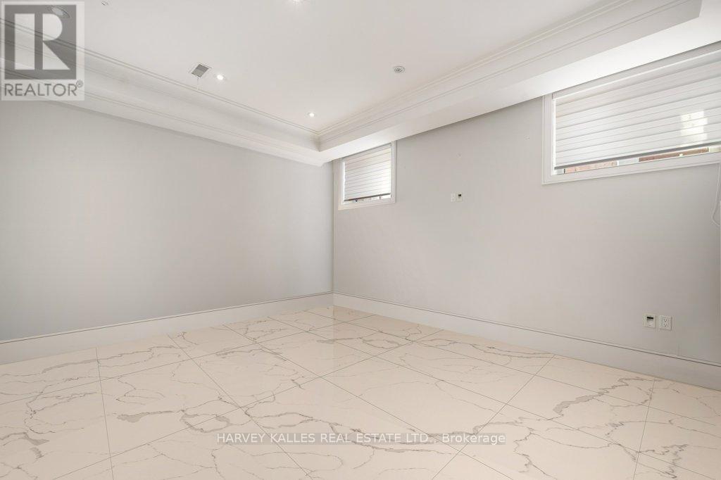 20 WALKER ROAD
