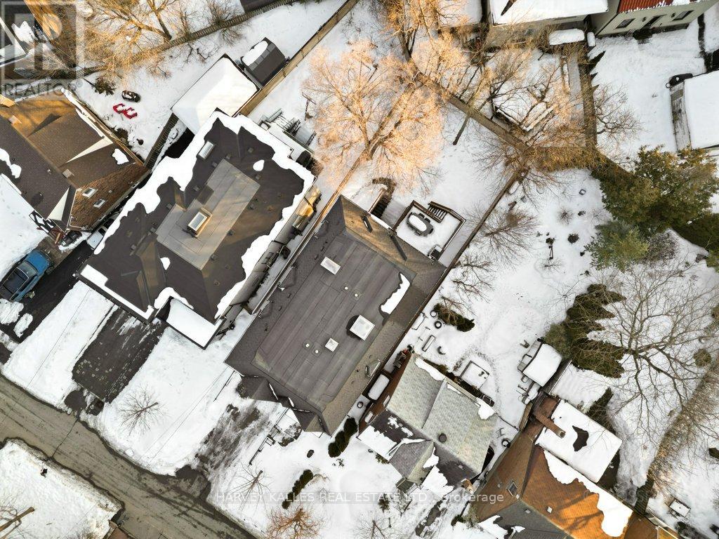 20 WALKER ROAD