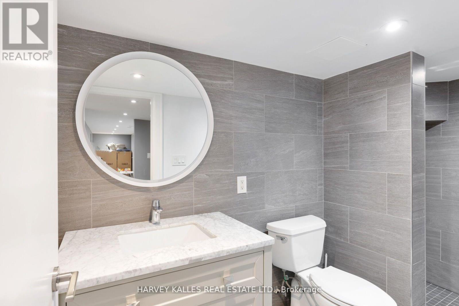 470 RUSSELL HILL ROAD