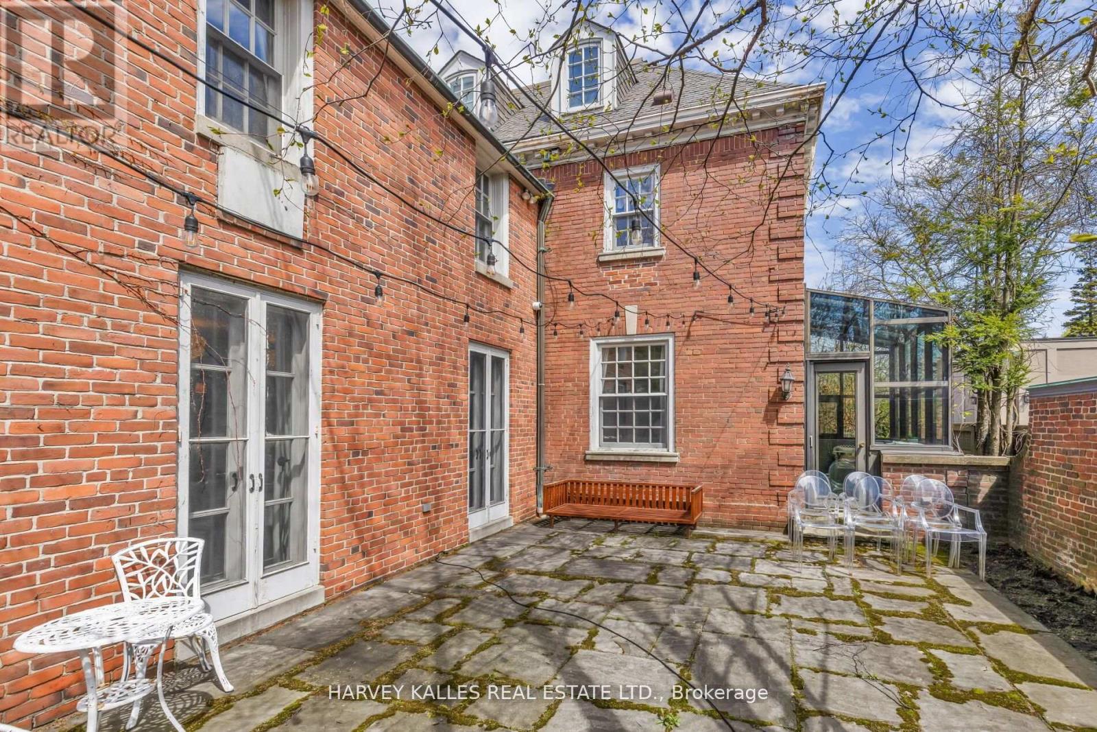 470 RUSSELL HILL ROAD