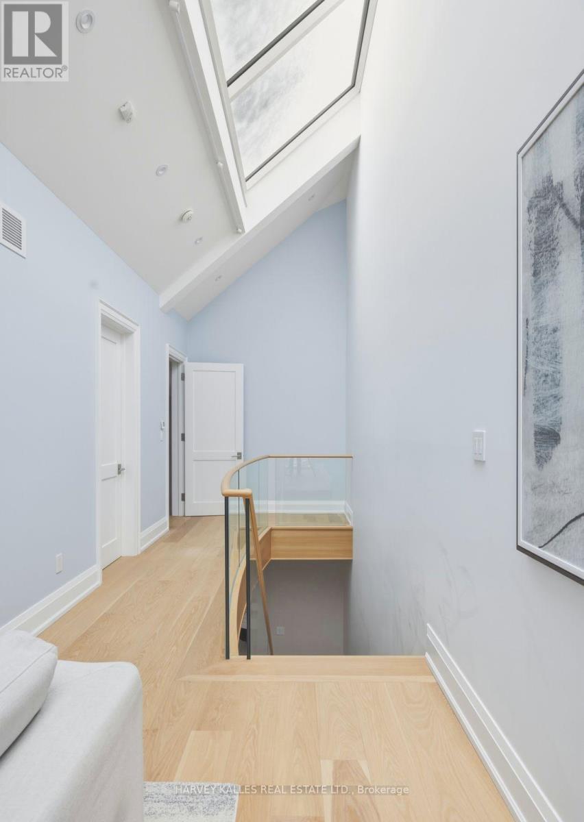 94B ADMIRAL ROAD