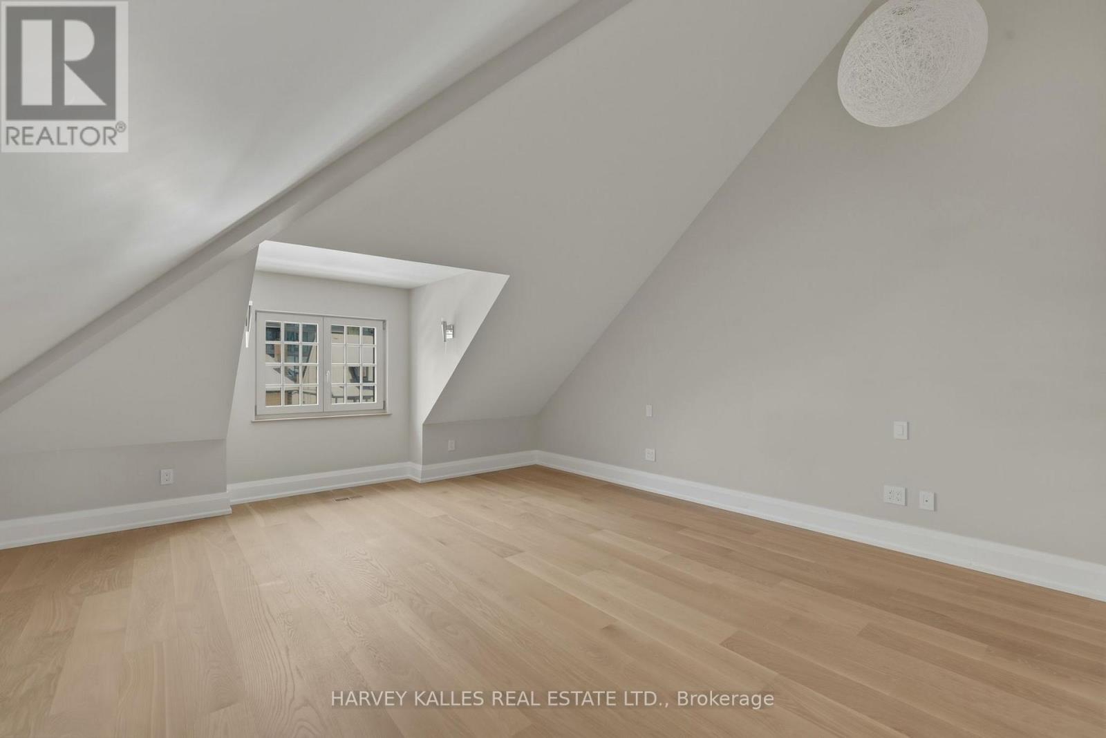 94B ADMIRAL ROAD