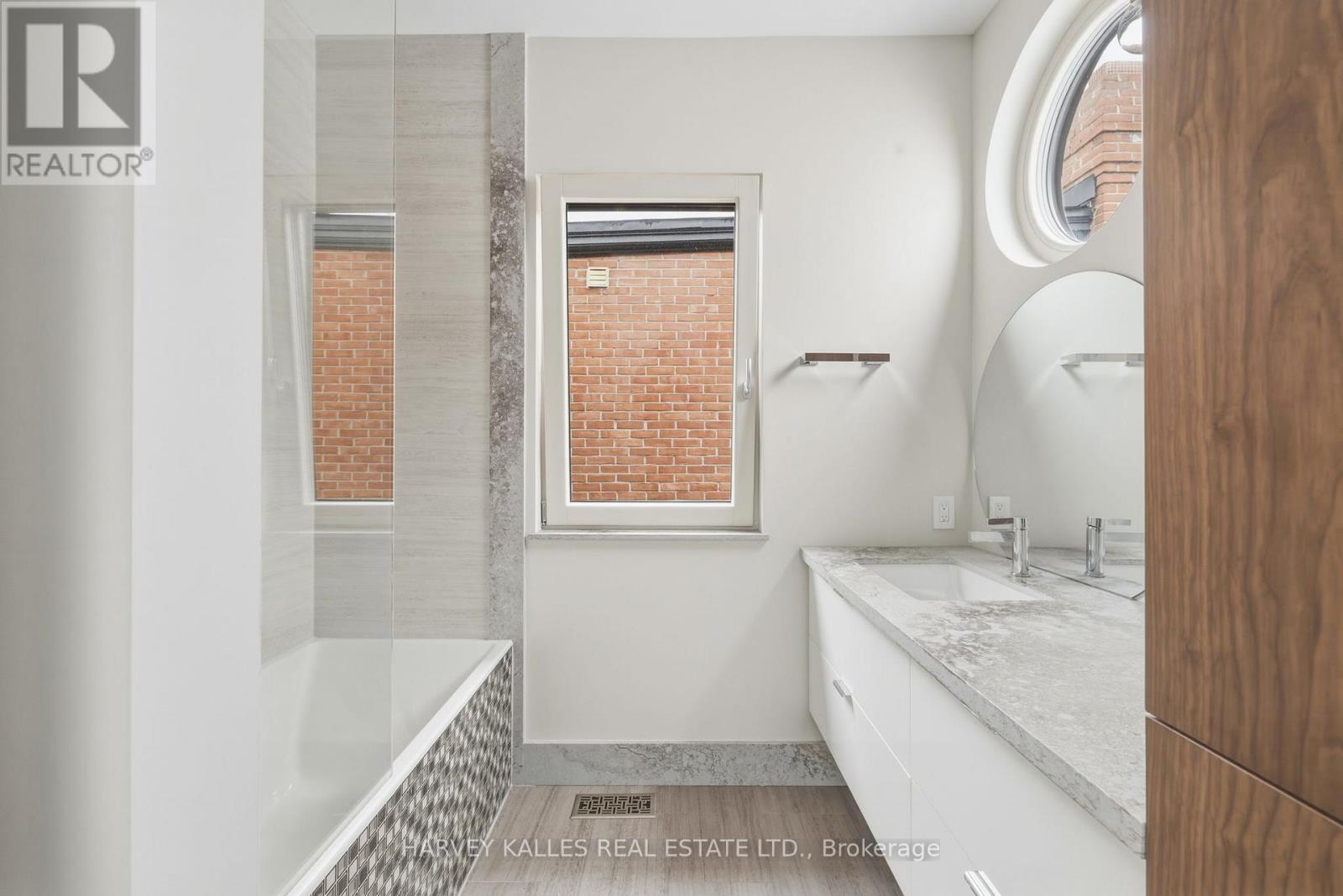 94B ADMIRAL ROAD
