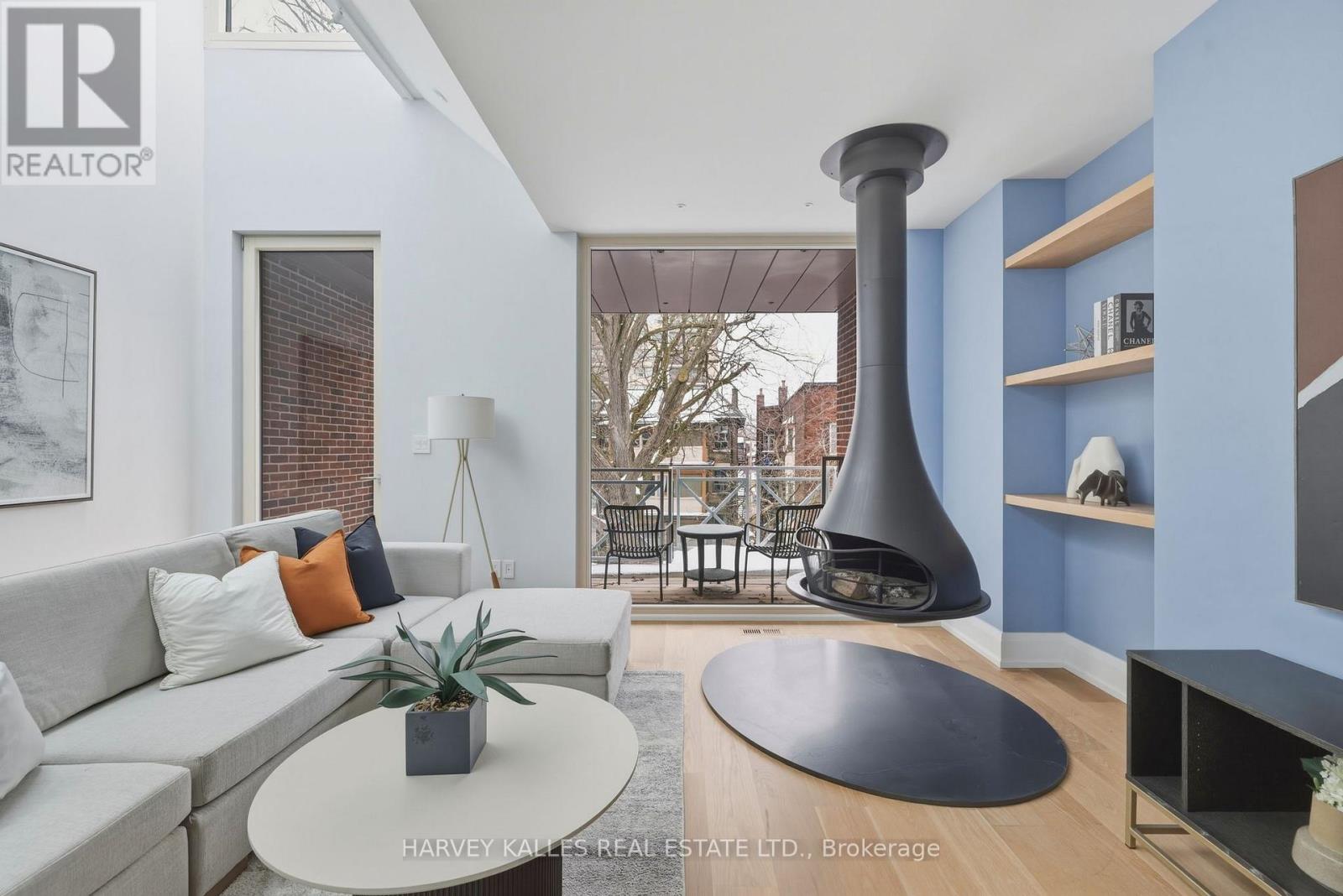 94B ADMIRAL ROAD