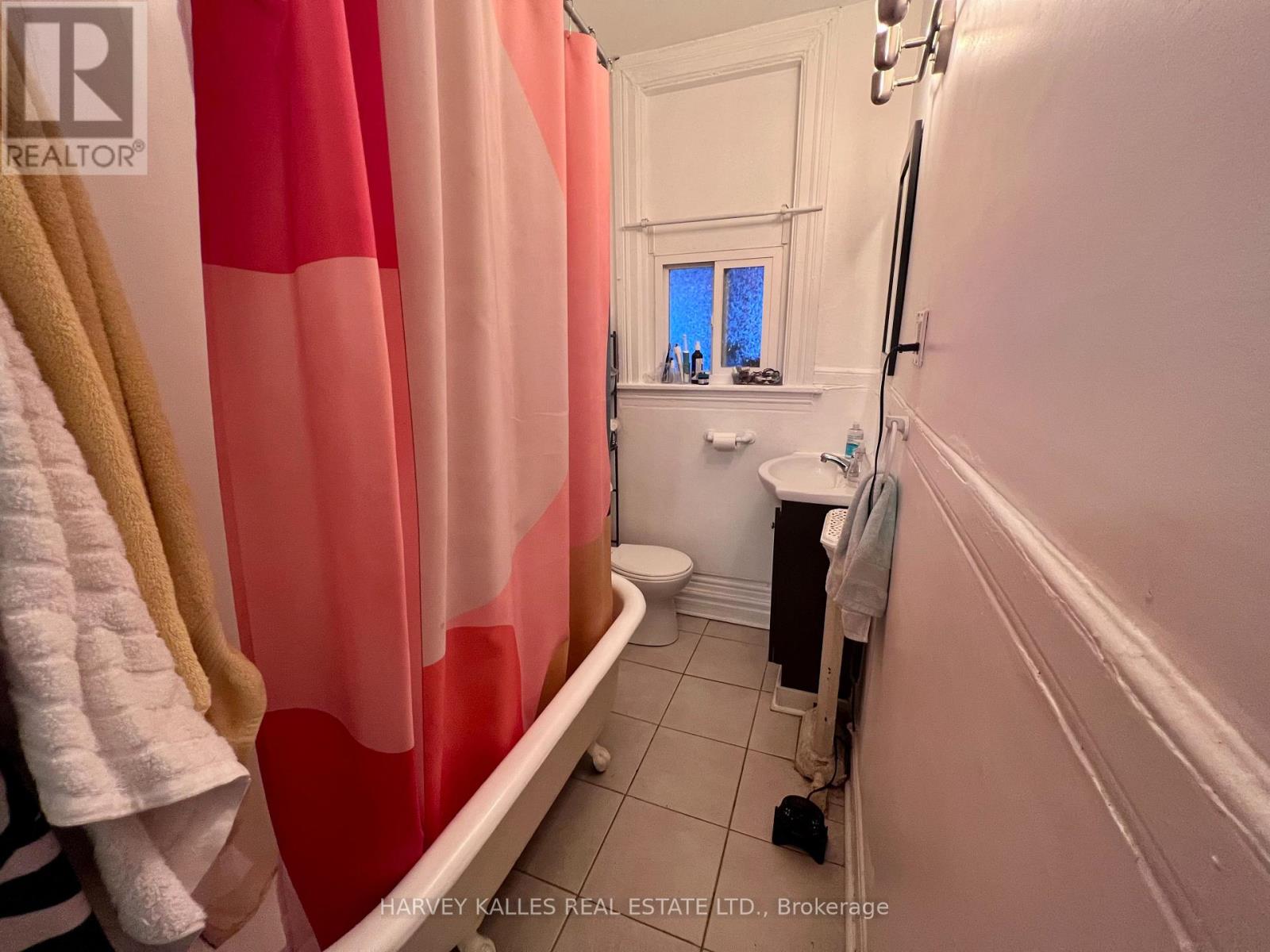 2ND FLOOR - 791 BATHURST STREET