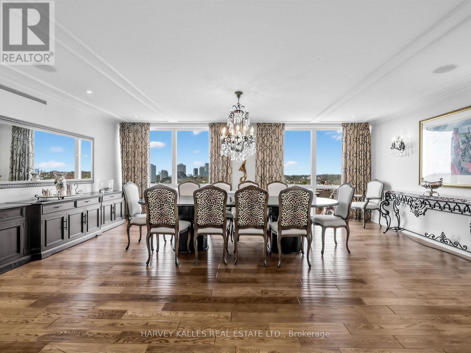 1201 - 500 AVENUE ROAD