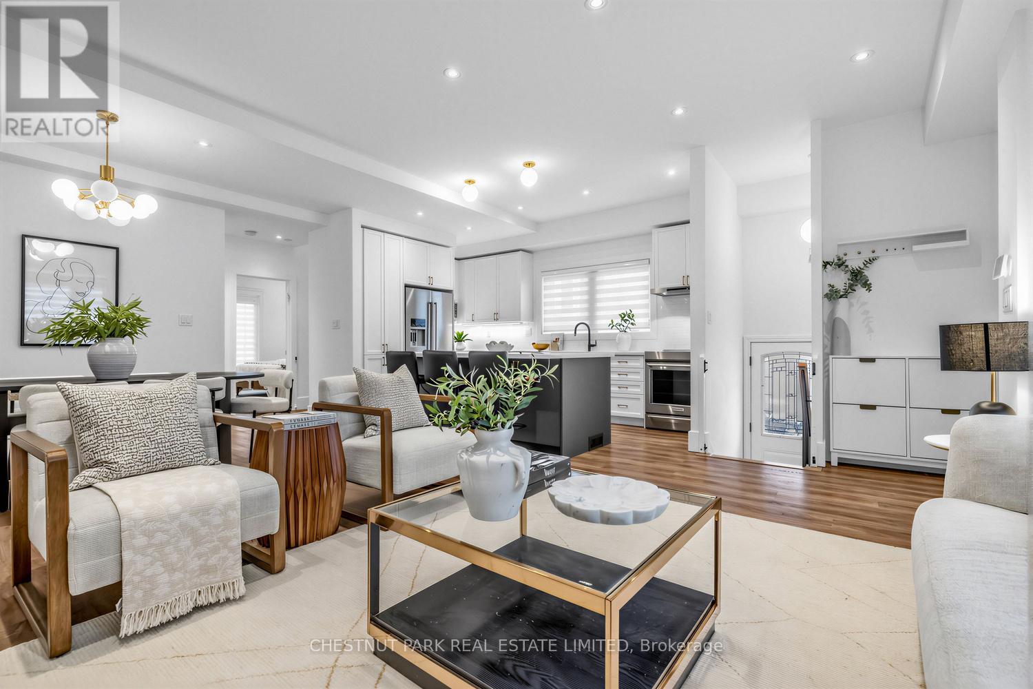 736 GLENCAIRN AVENUE