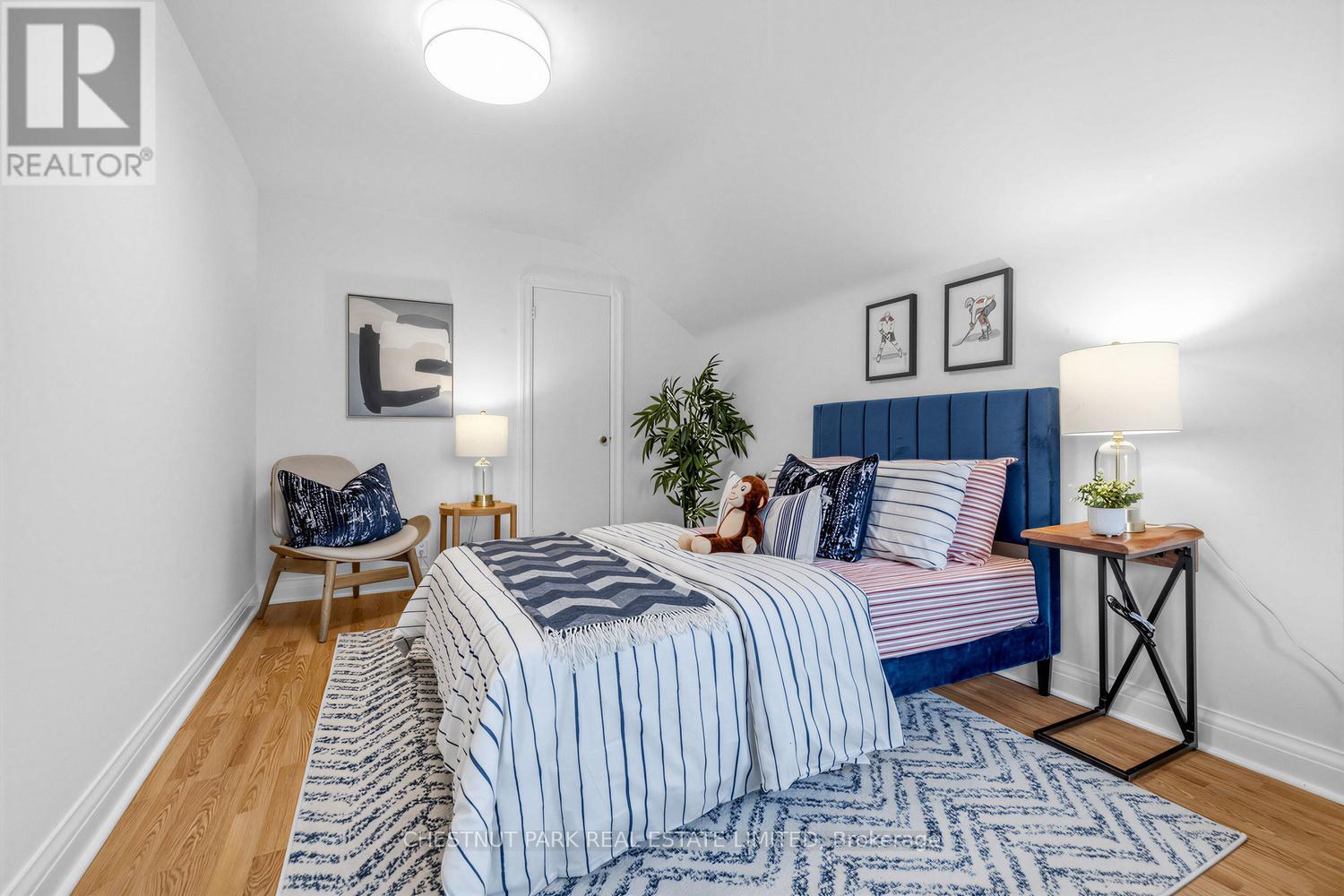 736 GLENCAIRN AVENUE