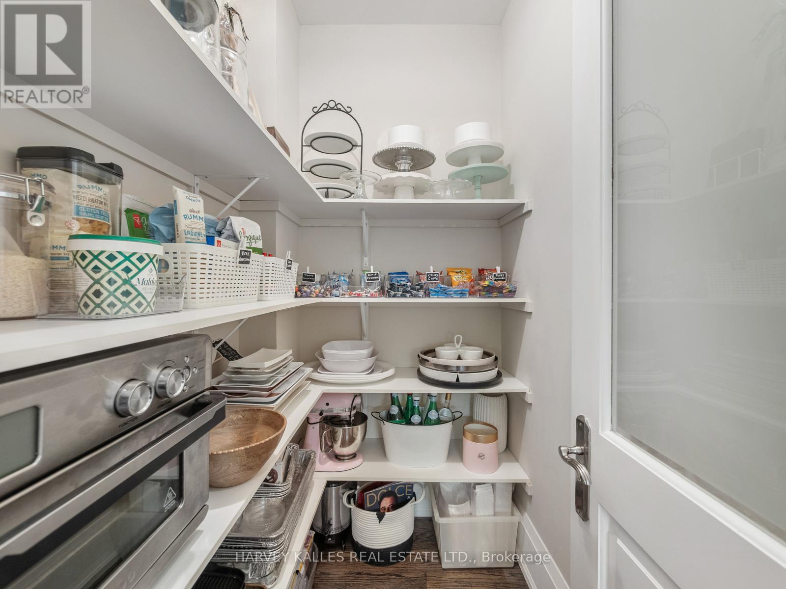 190 CARMICHAEL AVENUE