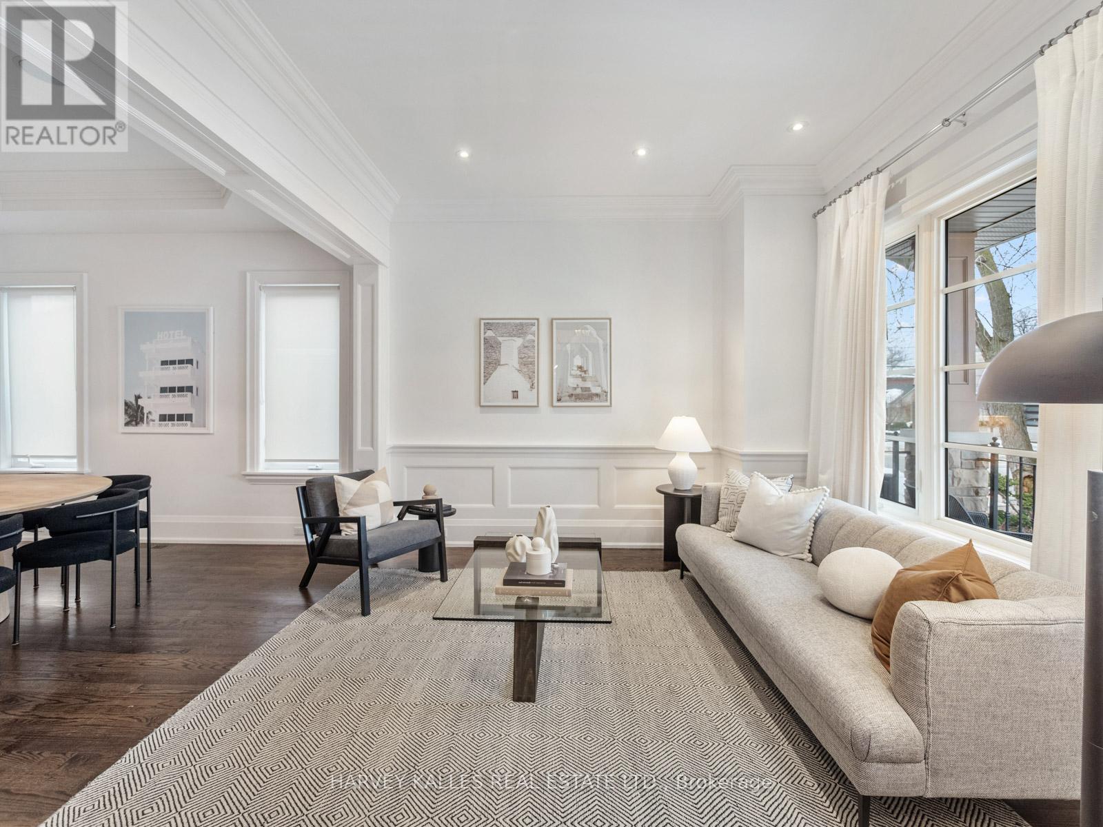 190 CARMICHAEL AVENUE