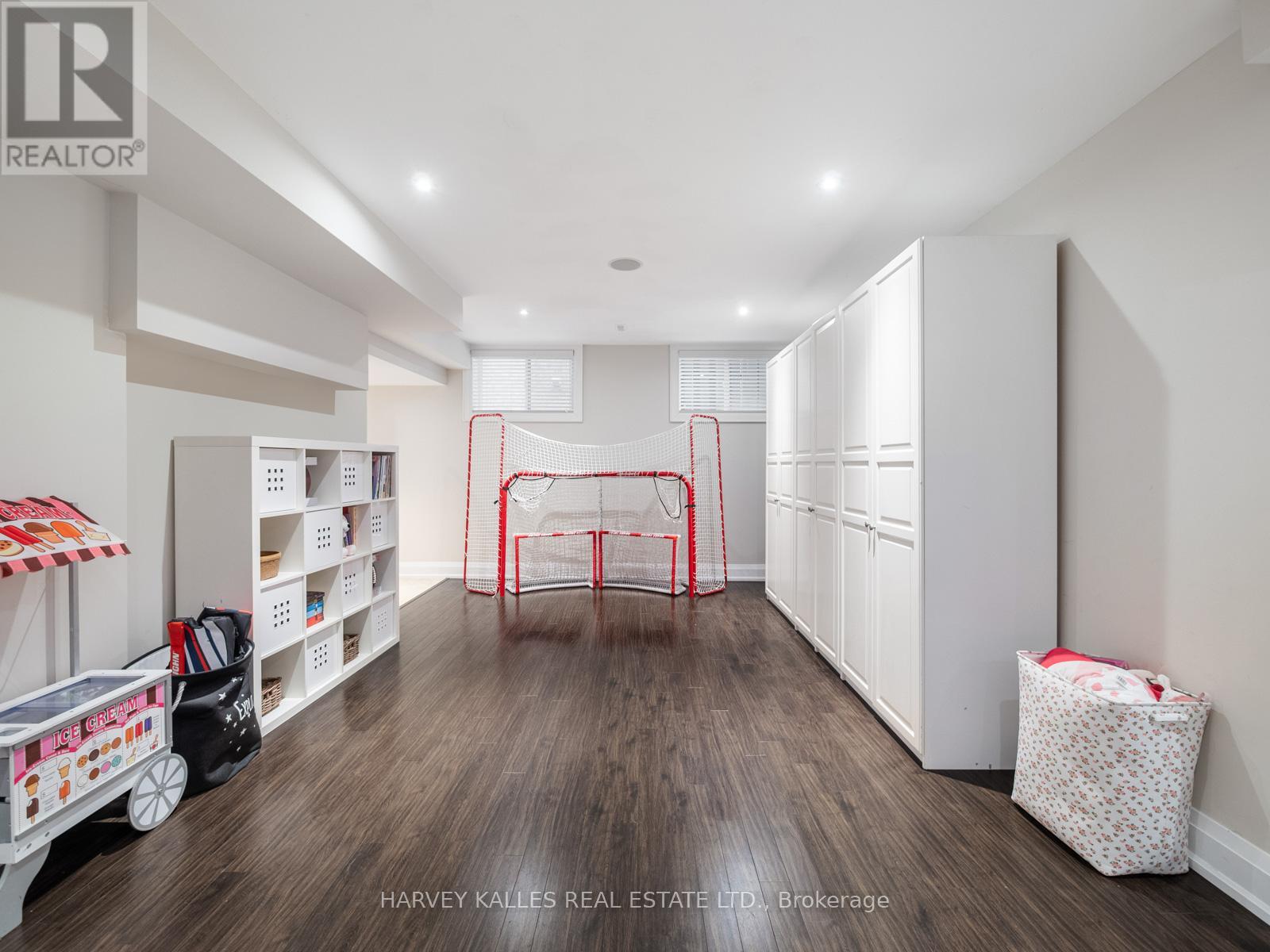 190 CARMICHAEL AVENUE