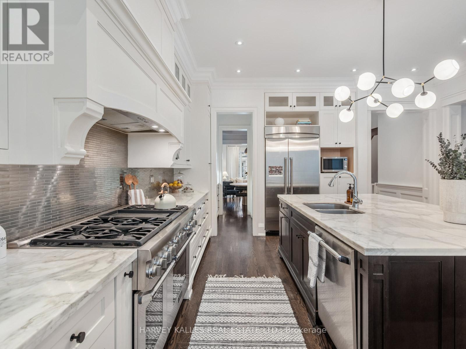 190 CARMICHAEL AVENUE